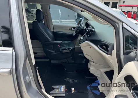 2019 Chrysler Pacifica Limited из США, поврежденный, VIN 2C4RC1GG9KR643706